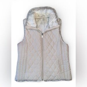 Weatherproof Women's Reversible Beige Quilted Vest with Faux Fur